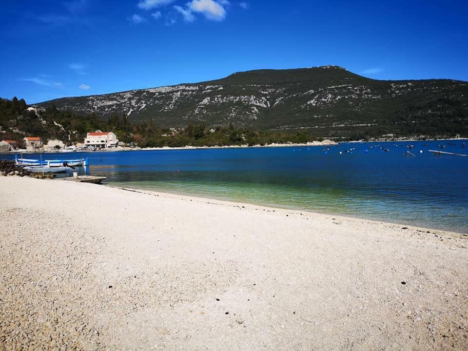 Vila Ruza Ston Buitenkant foto